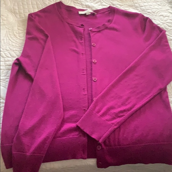 Magneta colored, button up cardigan. - Picture 2 of 4